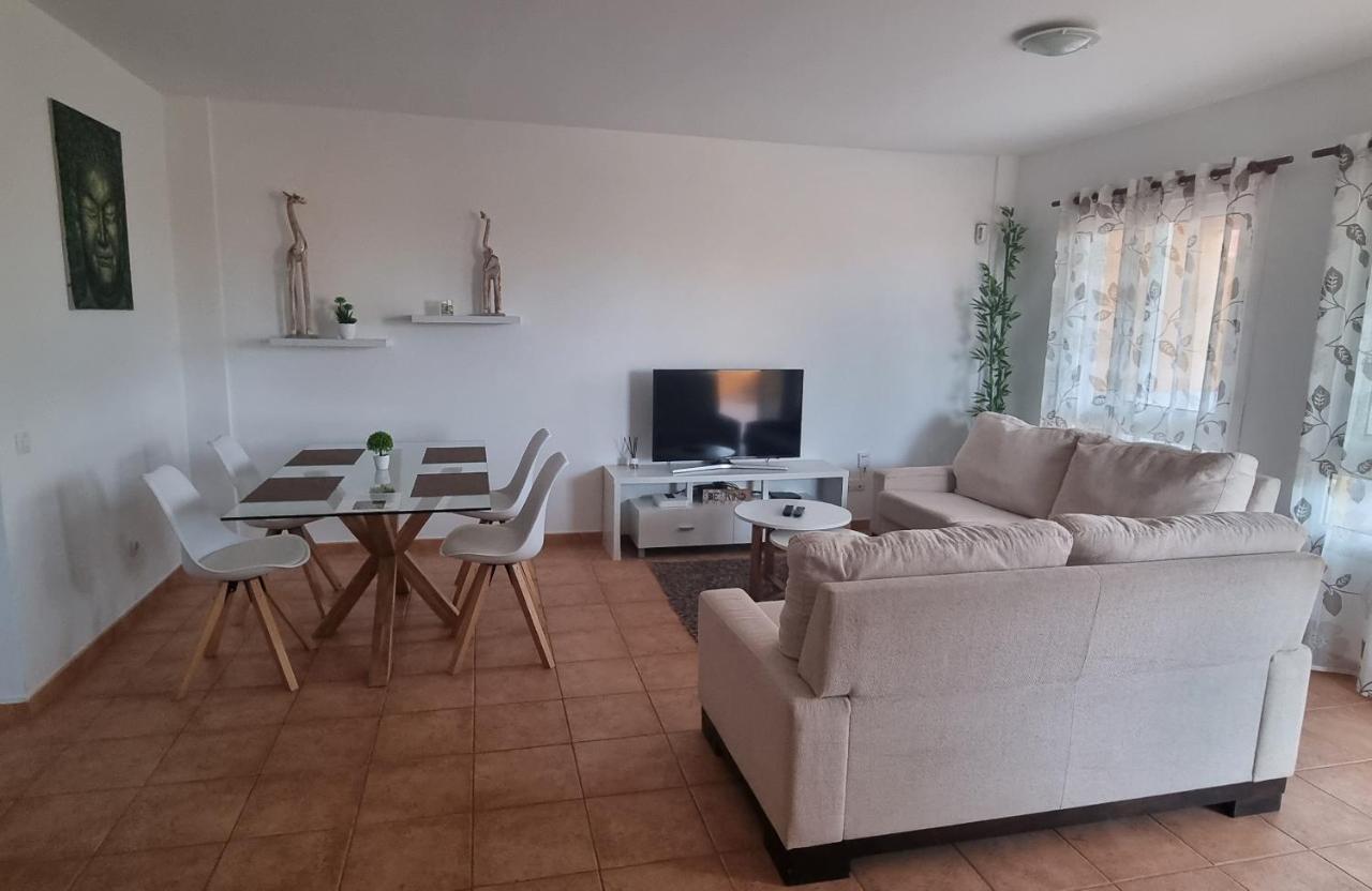 Tres Islas Apartment - 70 M2 Private Terrace Corralejo Buitenkant foto