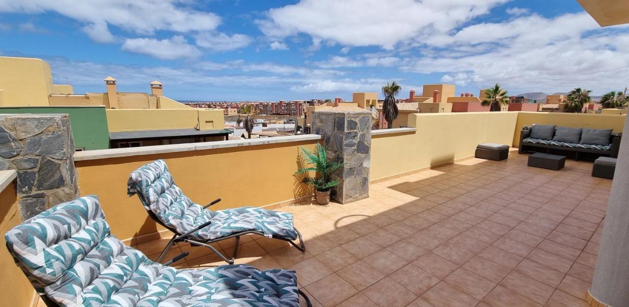 Tres Islas Apartment - 70 M2 Private Terrace Corralejo Buitenkant foto