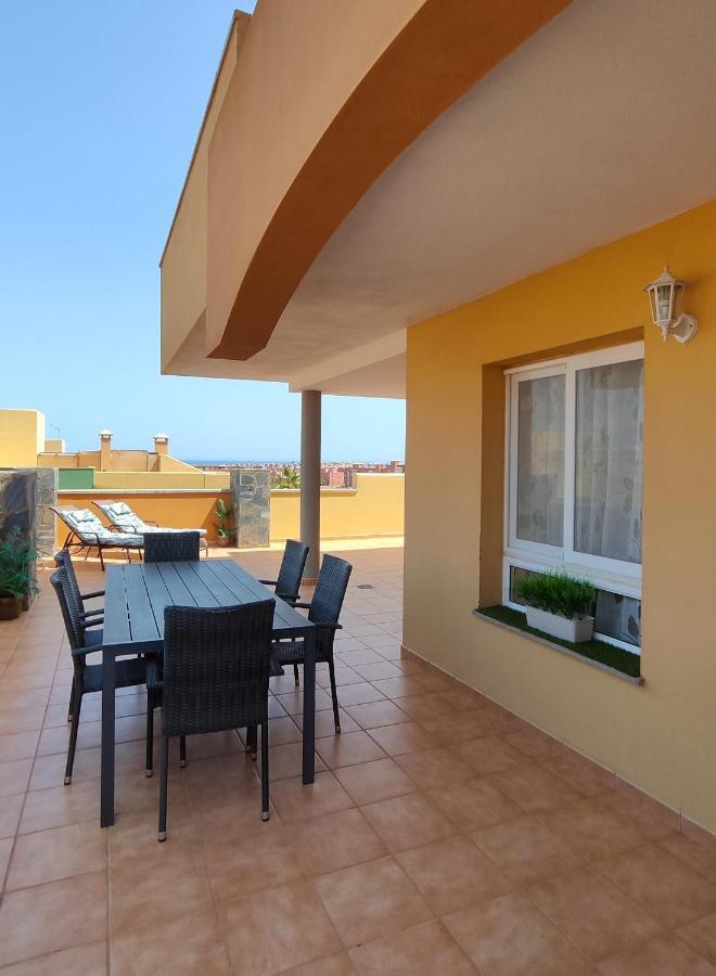 Tres Islas Apartment - 70 M2 Private Terrace Corralejo Buitenkant foto