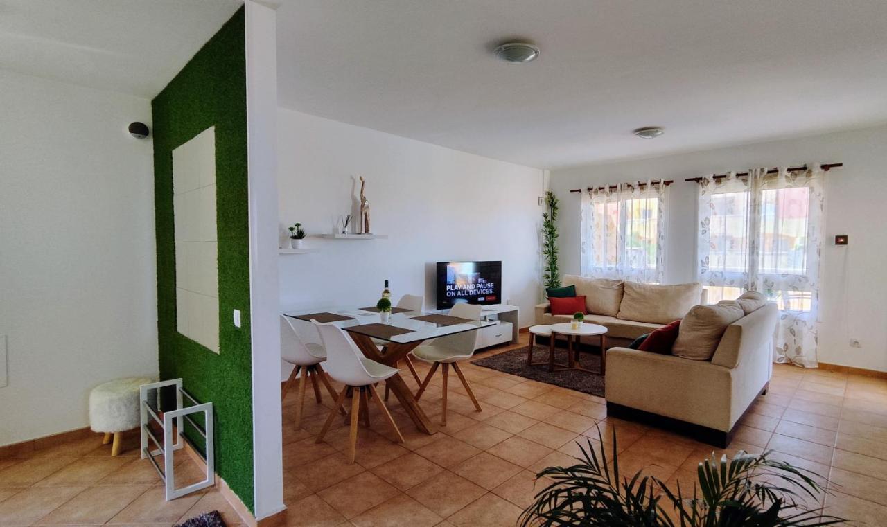 Tres Islas Apartment - 70 M2 Private Terrace Corralejo Buitenkant foto